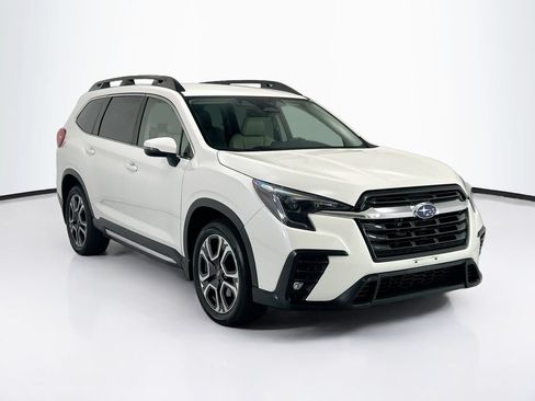 Used 2023 Subaru Ascent Limited AWD/4WD image 3