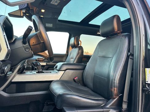 Used 2015 Ford F150 Lariat w/ Equipment Group 502A Luxury image 2