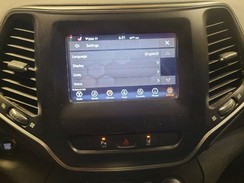 Used 2020 Jeep Cherokee Latitude Lux w/ Quick Order Package 26H Lux image 25