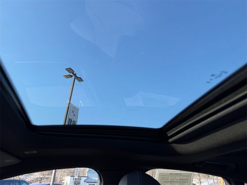 Certified 2025 BMW i4 M50 w/ Premium Package image 34