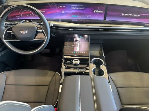 New 2026 Cadillac Escalade ESV Sport w/ Touring Package AWD/4WD image 13