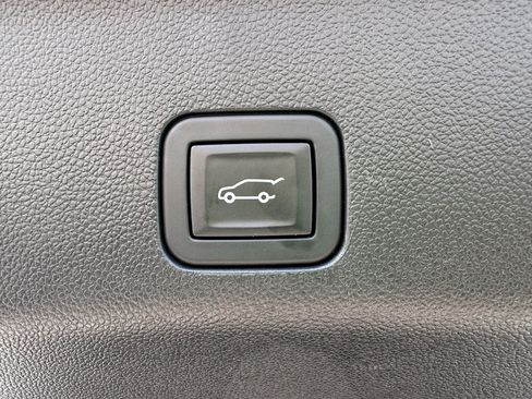 Used 2024 Chevrolet Tahoe RST w/ Luxury Package RWD image 28
