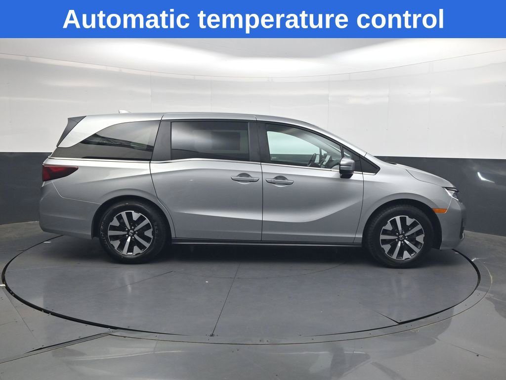 Used 2025 Honda Odyssey EX-L image 3