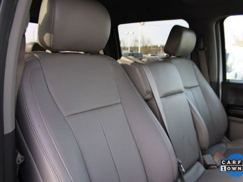 Used 2018 Ford F150 Lariat image 33