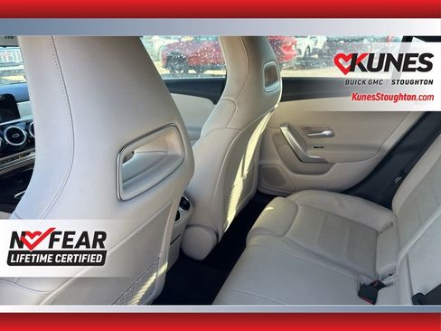 Used 2020 Mercedes-Benz CLA 250 image 36