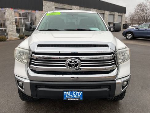 Used 2017 Toyota Tundra SR5 w/ TRD Off Road Package image 12