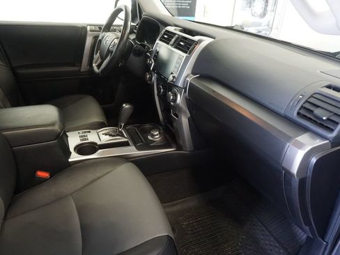 Certified 2023 Toyota 4Runner SR5 Premium w/ Moonroof Package AWD/4WD image 24