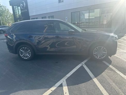 Certified 2024 MAZDA CX-90 3.3 Turbo w/ Preferred Plus AWD/4WD image 4
