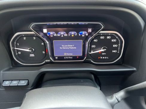 Used 2023 GMC Sierra 2500 Denali w/ Denali Ultimate Package AWD/4WD image 13