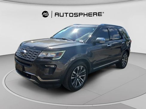 Used 2019 Ford Explorer Platinum AWD/4WD image 4