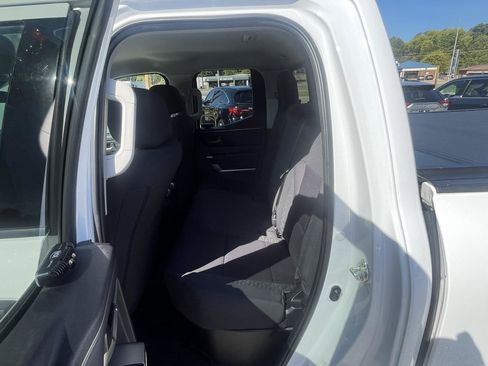 Used 2022 Toyota Tundra SR5 AWD/4WD image 51