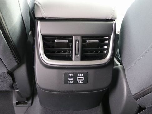 Certified 2025 Subaru Outback Premium w/ Popular Package #1A image 21