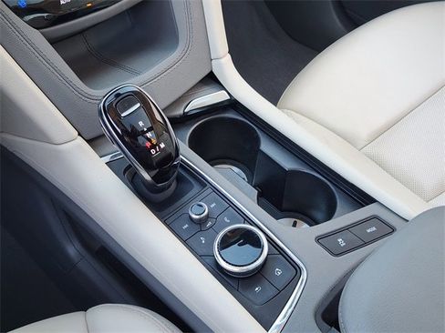 Used 2022 Cadillac XT5 Premium Luxury image 16