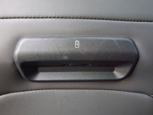 Certified 2025 Ford Expedition Active image 13