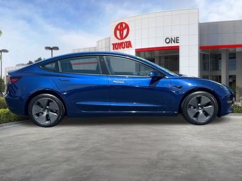 Used 2023 Tesla Model 3 Standard Range RWD image 3