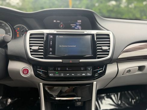 Used 2016 Honda Accord EX-L image 24