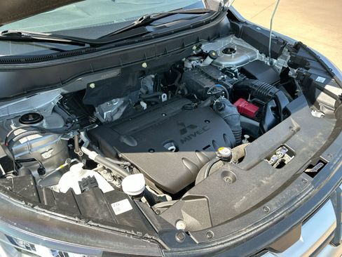 Used 2024 Mitsubishi Outlander Sport SE image 25