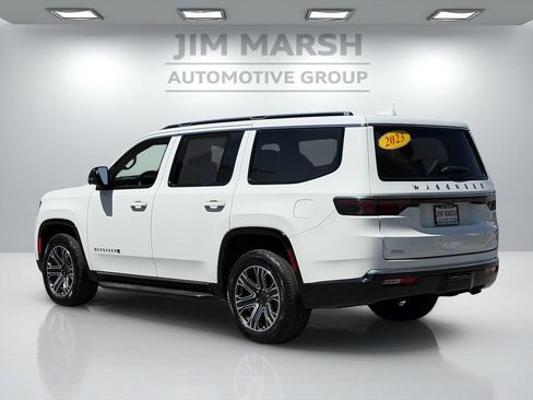 Used 2023 Jeep Wagoneer 2WD w/ Premium Group I image 4