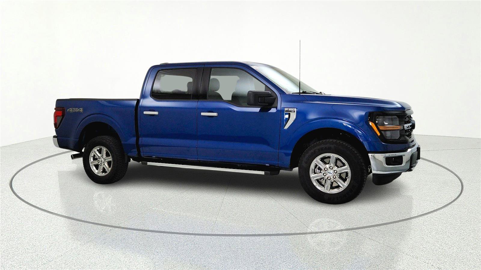 Used 2025 Ford F150 XLT w/ Equipment Group 301A Standard AWD/4WD image 8