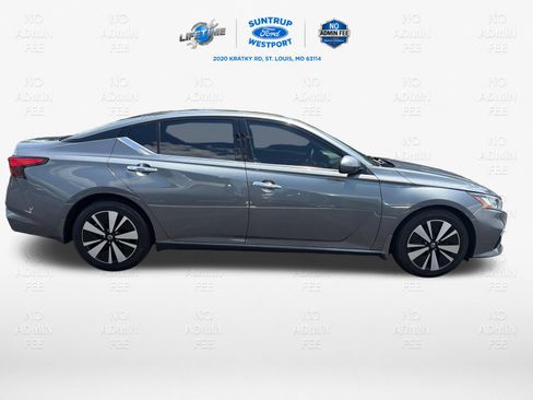 Used 2019 Nissan Altima 2.5 SV FWD image 7
