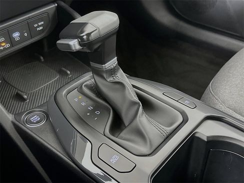 Certified 2025 Kia K4 EX image 24