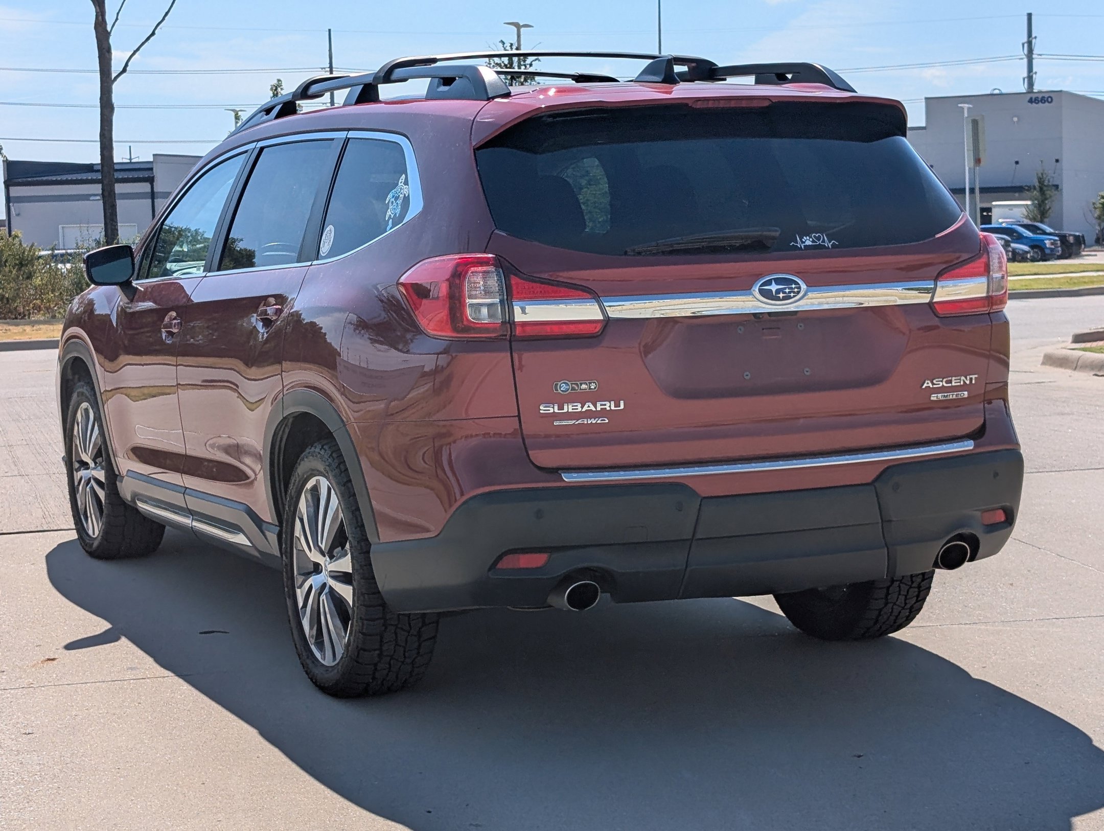 Used 2022 Subaru Ascent Limited w/ Technology Package AWD/4WD image 7