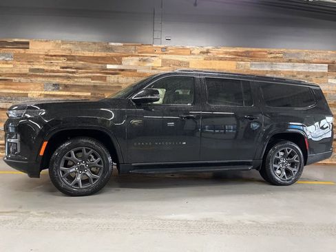 New 2026 Jeep Grand Wagoneer L Limited image 17