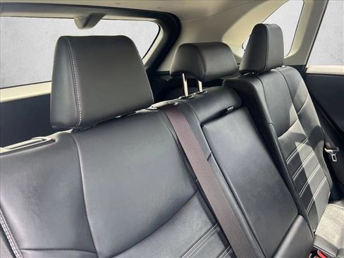 Used 2020 Toyota RAV4 Limited FWD image 21