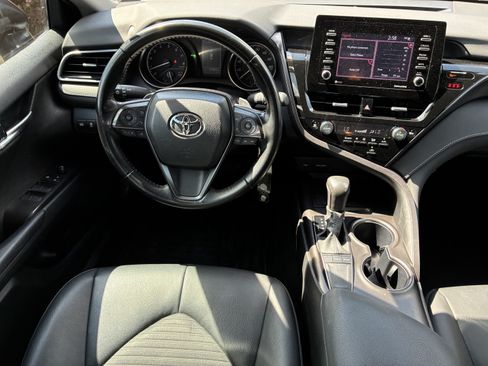 Used 2024 Toyota Camry SE FWD image 18