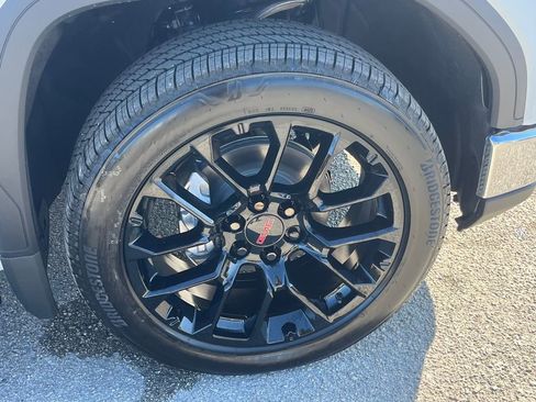 New 2026 GMC Sierra 1500 SLT w/ SLT Premium Plus Package image 21