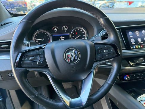 Used 2023 Buick Enclave Essence image 22