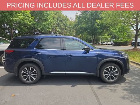 Used 2026 Nissan Pathfinder Platinum w/ Cargo Package AWD/4WD image 21