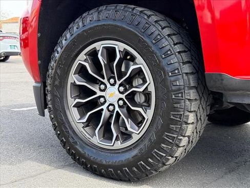 Used 2016 GMC Canyon SLE w/ SLE Convenience Package image 23