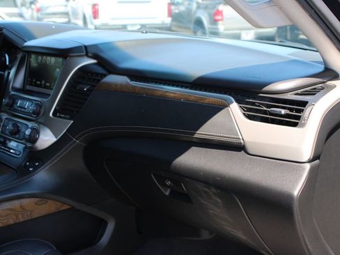 Used 2020 GMC Yukon XL Denali RWD image 36