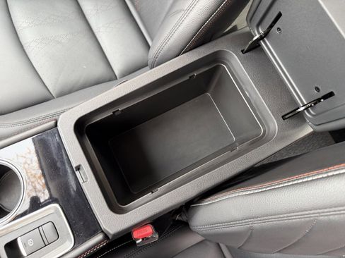 Used 2023 Nissan Altima 2.5 SR w/ SR Premium Package image 26