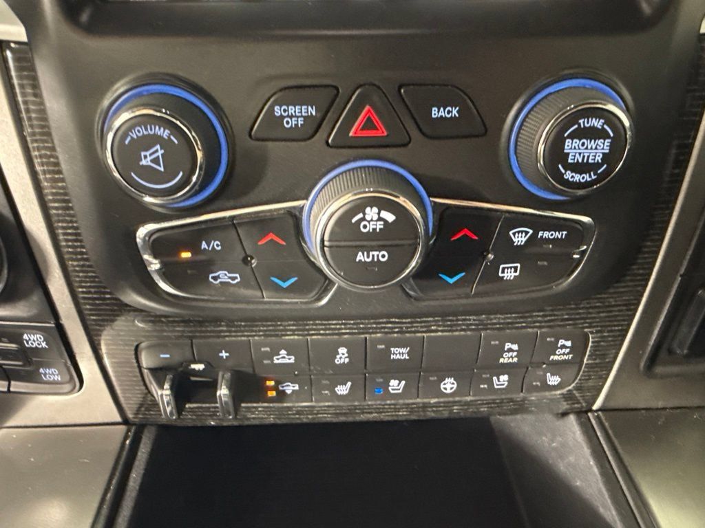 Used 2017 RAM 1500 Limited AWD/4WD image 21