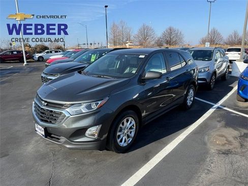 Used 2020 Chevrolet Equinox LS w/ LS Convenience Package image 1