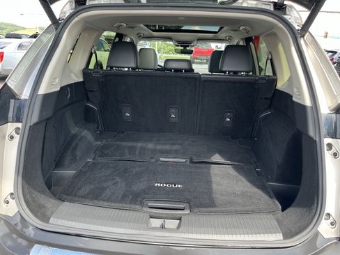 Used 2023 Nissan Rogue SL w/ SL Premium Package AWD/4WD image 7