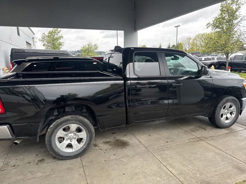 Used 2023 RAM 1500 Tradesman w/ SXT Appearance Group AWD/4WD image 3