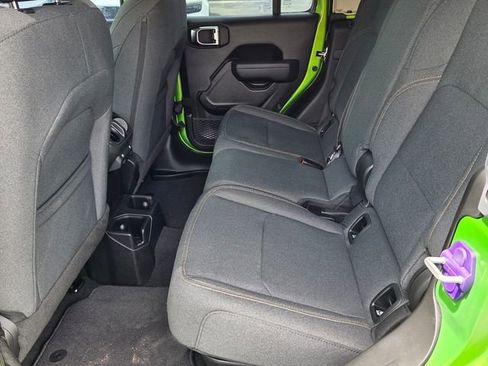 Certified 2025 Jeep Gladiator Sport image 5