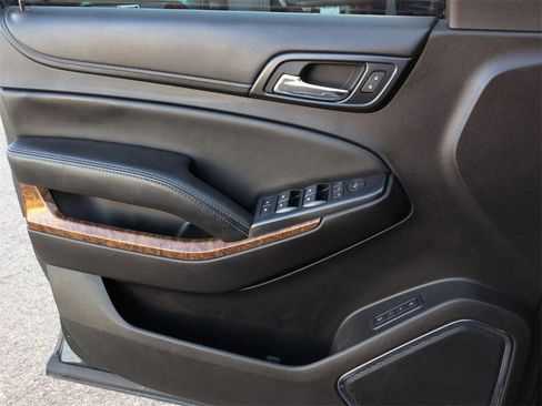 Used 2015 Chevrolet Tahoe LTZ image 23