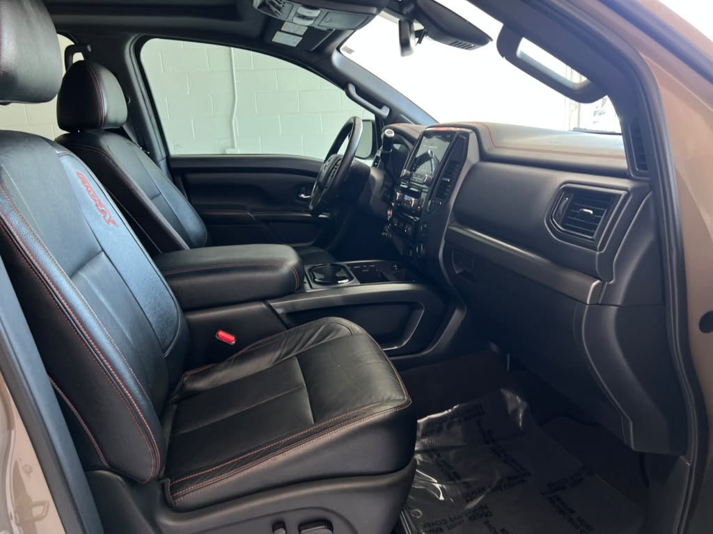 Used 2021 Nissan Titan PRO-4X w/ Pro-4x Convenience Package AWD/4WD image 11