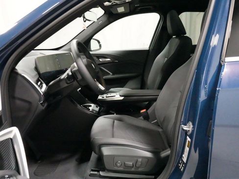 New 2027 BMW X1 xDrive28i AWD/4WD image 2
