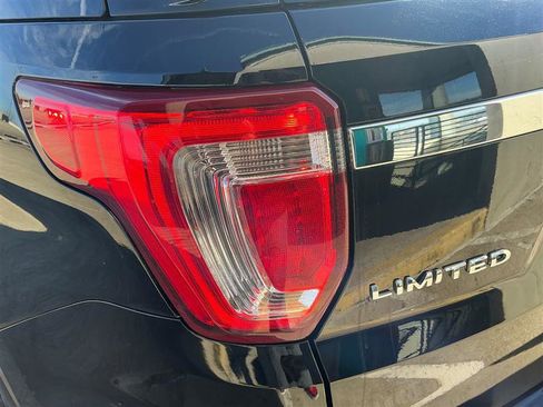 Used 2016 Ford Explorer Limited w/ Equipment Group 301A image 17