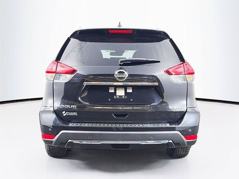 Used 2019 Nissan Rogue SV w/ Premium Package AWD/4WD image 10