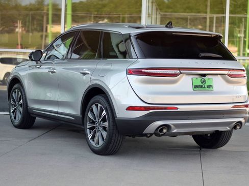 Used 2020 Lincoln Corsair Reserve w/ Equipment Group 202A image 6