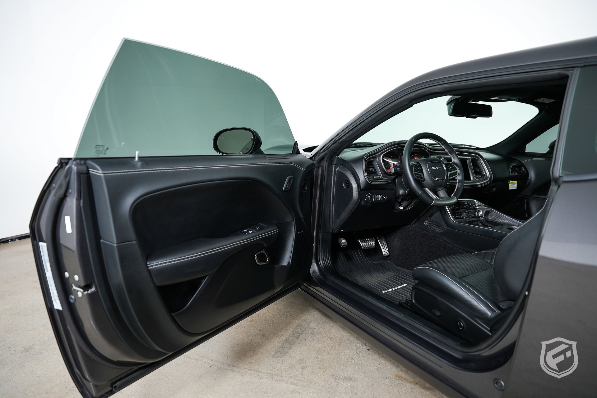 Used 2022 Dodge Challenger SRT Hellcat w/ Plus Package RWD image 10