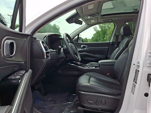 Certified 2023 Kia Sorento SX AWD/4WD image 13