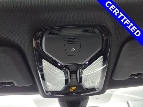 Certified 2022 BMW X5 xDrive40i w/ M Sport Package image 39