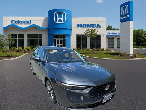 Used 2024 Honda Accord EX image 9